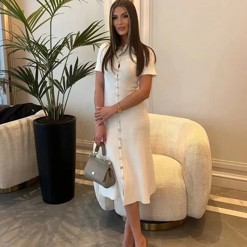 Yara abito in maglia a coste con bottoni sul davanti
