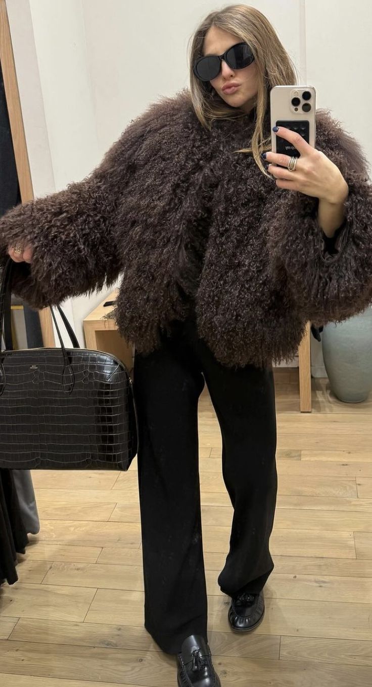 ZEYA Nadine Short Faux Fur Coat