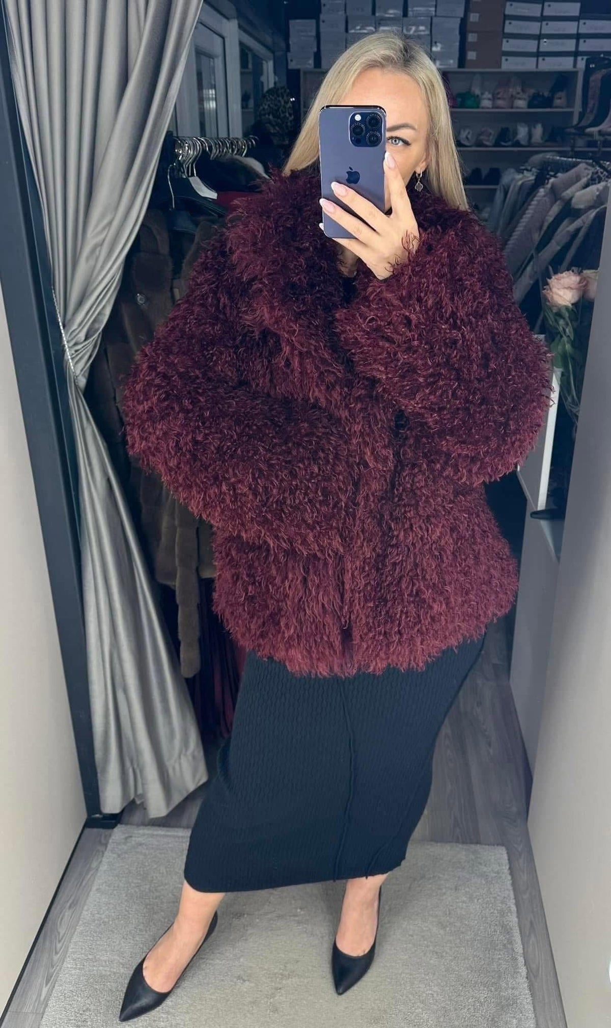 ZEYA Nadine Short Faux Fur Coat