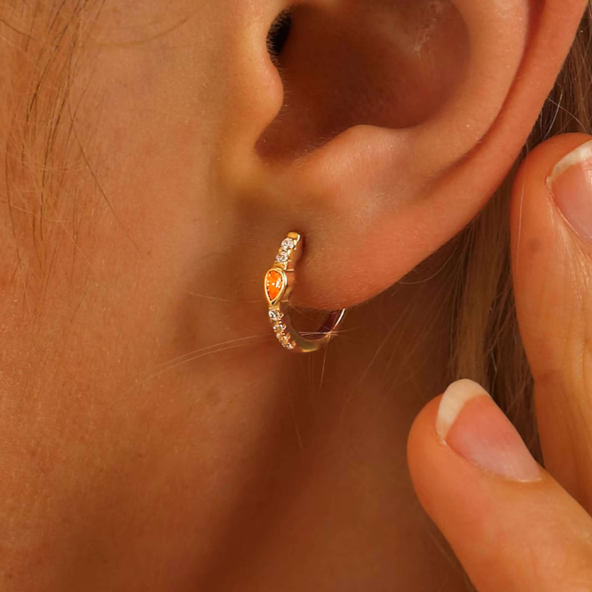 ZEYA - Amber Hoop Earrings