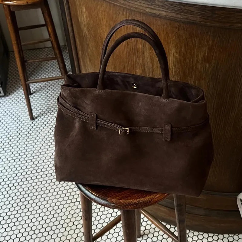Ava Borsa Tote in Camoscio Opaco