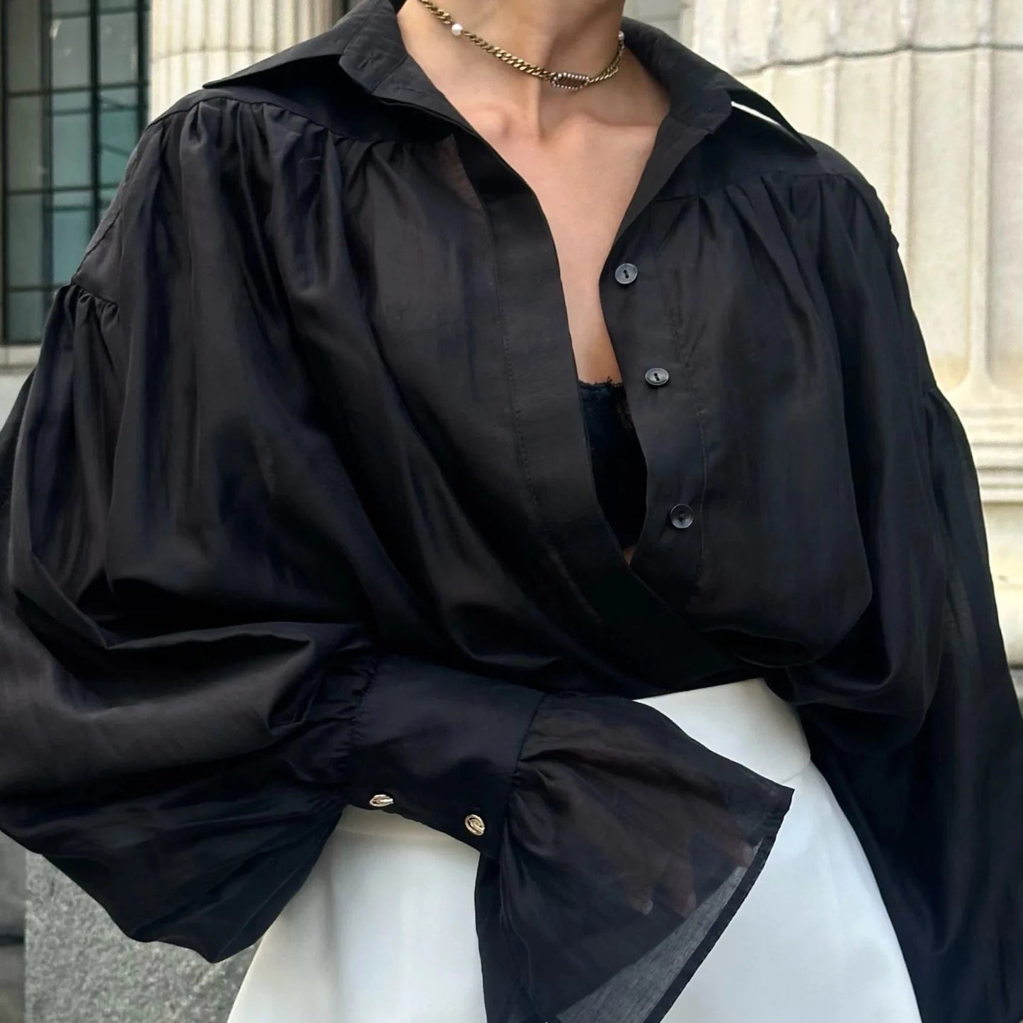 Camicia oversize Celeste con fiocco a nastro e maniche a sbuffo