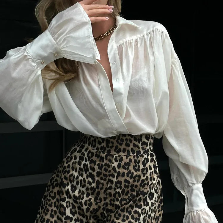 Camicia oversize Celeste con fiocco a nastro e maniche a sbuffo