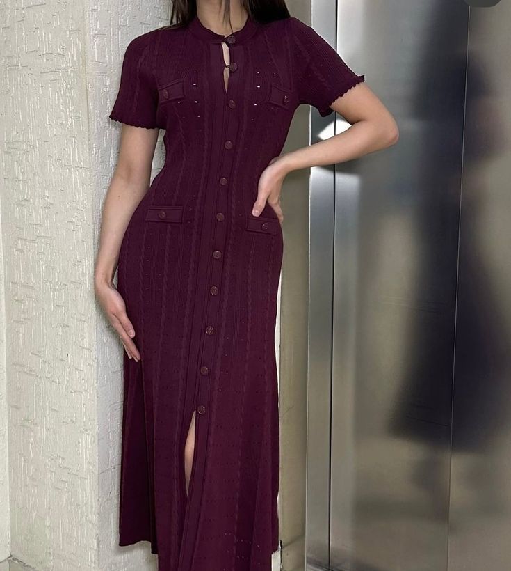 Abito midi in maglia Margot con bottoni frontali