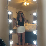 Eva Top Allacciato al Collo con Scollo Profondo a V