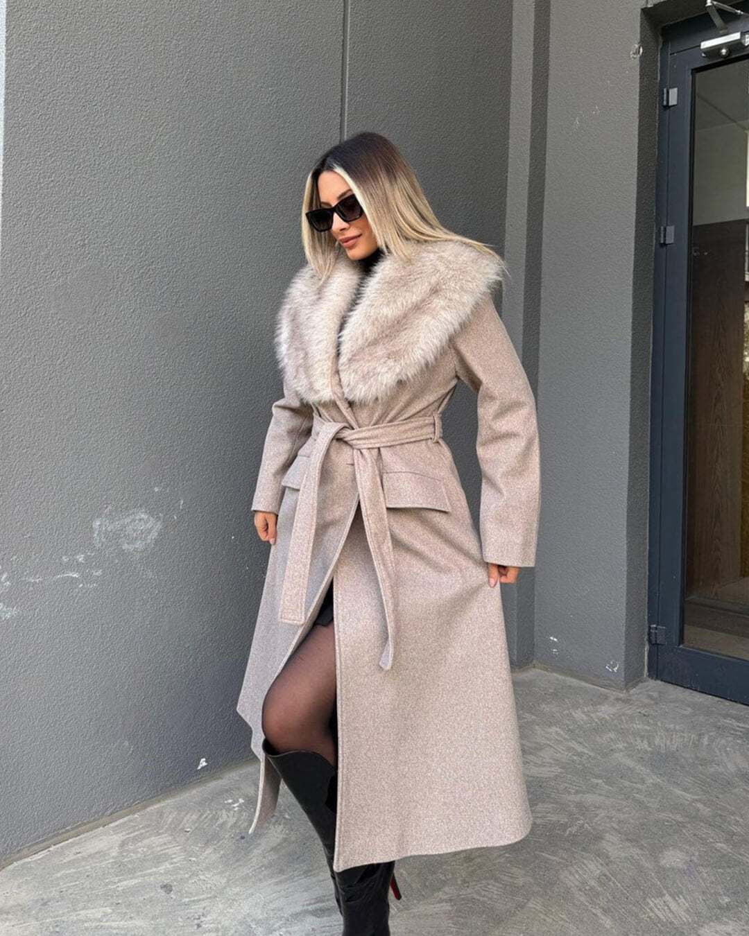 Cappotto maxi Lola con collo in ecopelliccia