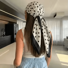 Maria foulard di seta a pois