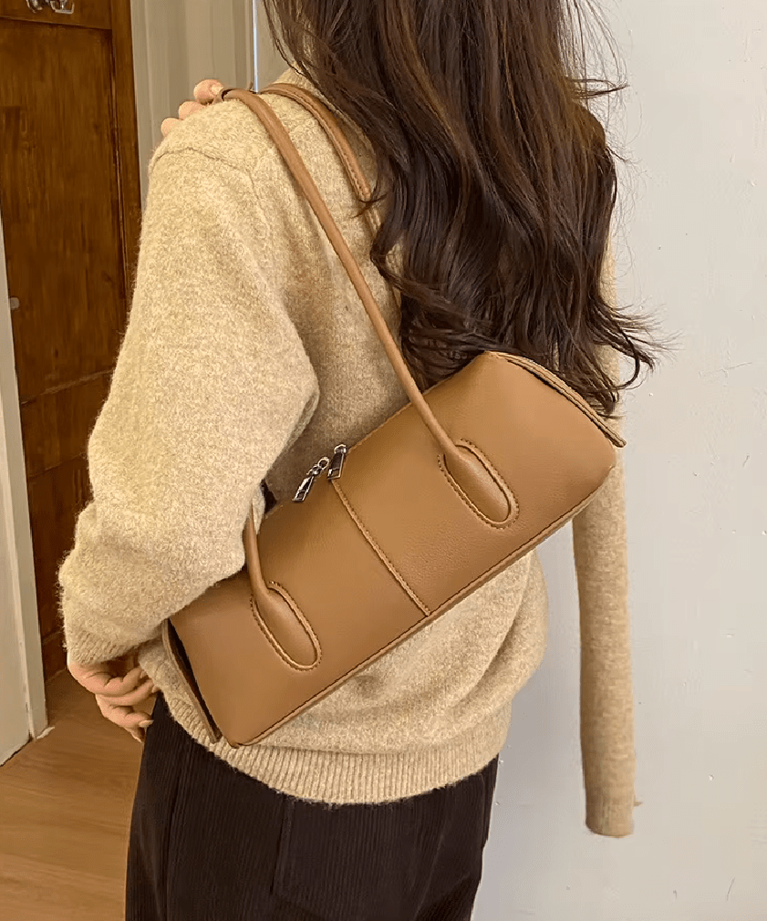 Borsa a spalla cilindrica in pelle Hannah