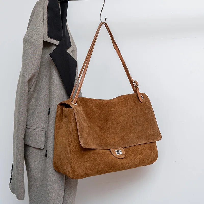 Denise Borsa a tracolla in suede opaco