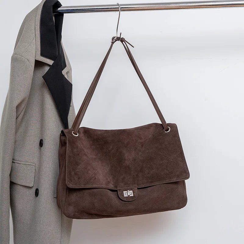 Denise Borsa a tracolla in suede opaco