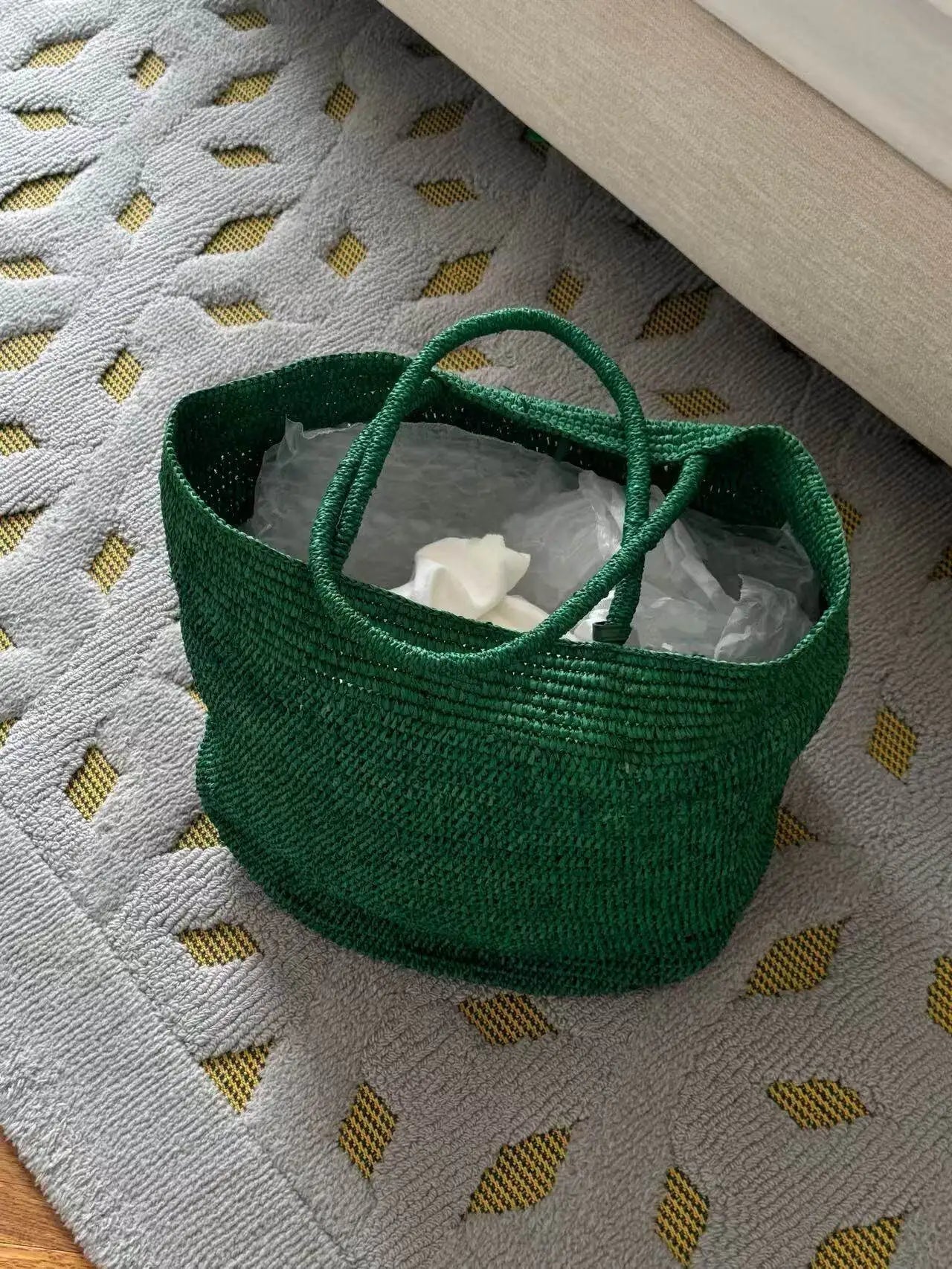 Vivienne borsa a mano in rattan intrecciato