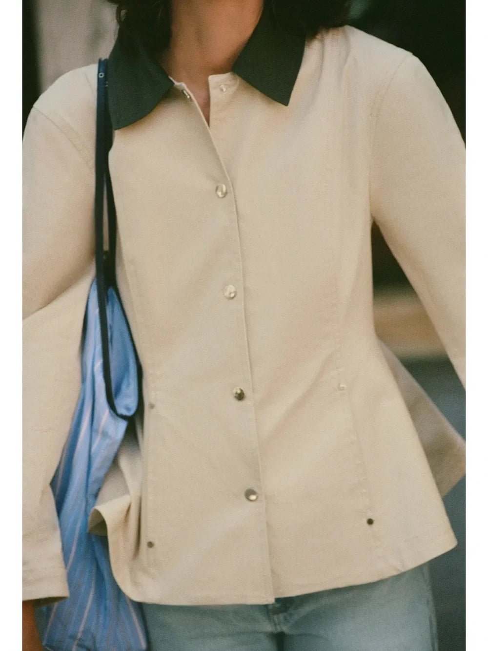 Giacca peplum con colletto a contrasto Ruth
