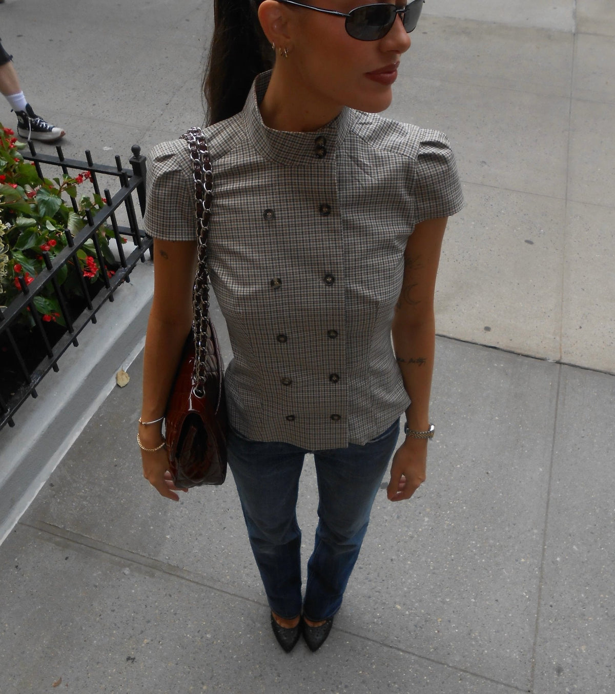 Blusa aderente a collo alto a quadri Lola