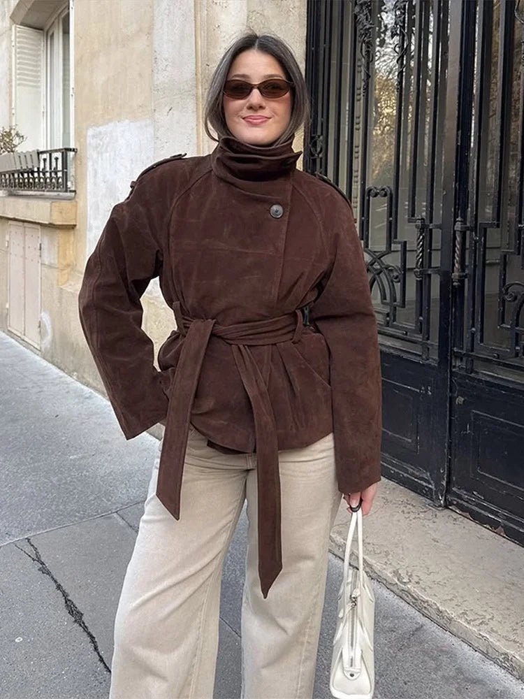 Trench Josie in eco-camoscio con collo alto