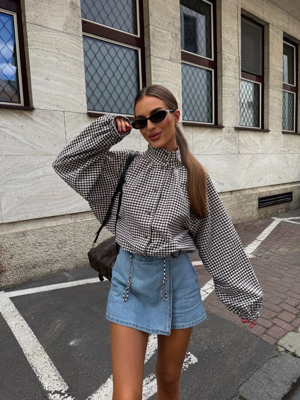 Giacca Mila a quadri con collo alto e coulisse