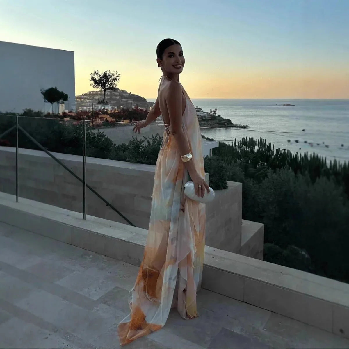 Abito maxi Megan con collo halter e lacci