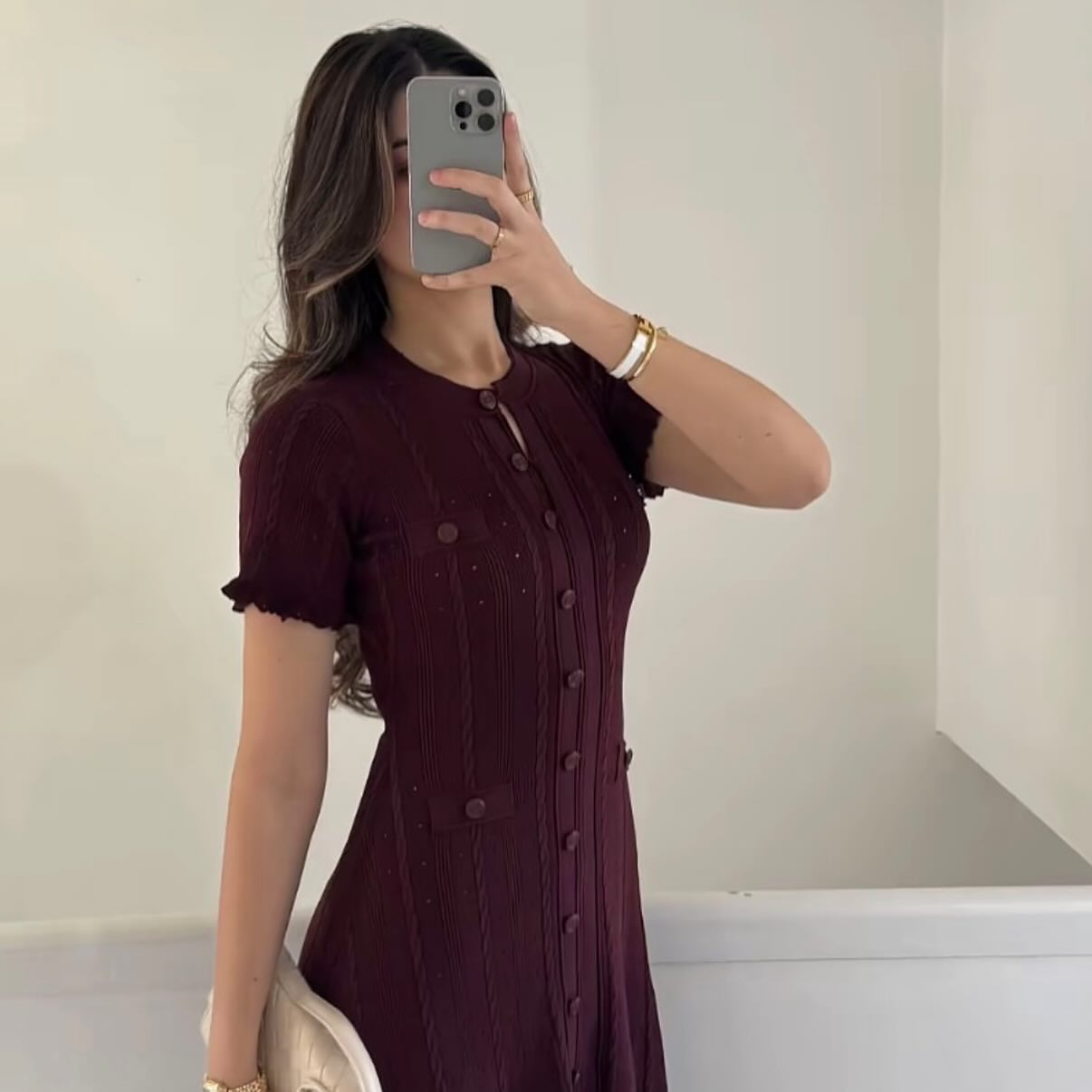 Abito midi in maglia Margot con bottoni frontali