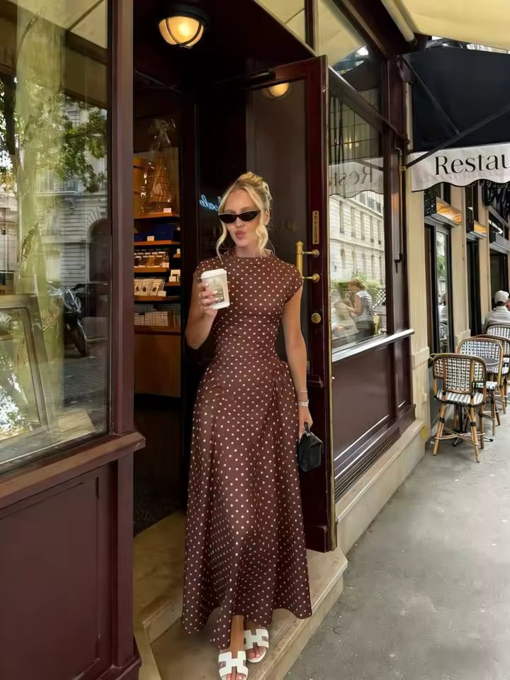Vestito maxi svasato Sienna con maniche corte a sbuffo