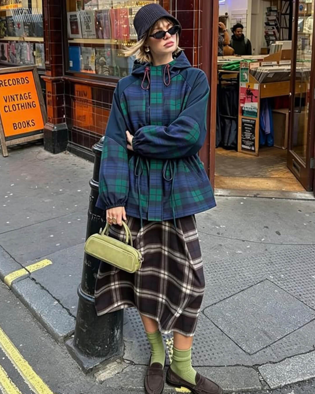 Giacca Oversize a Quadri con Lacci Linda