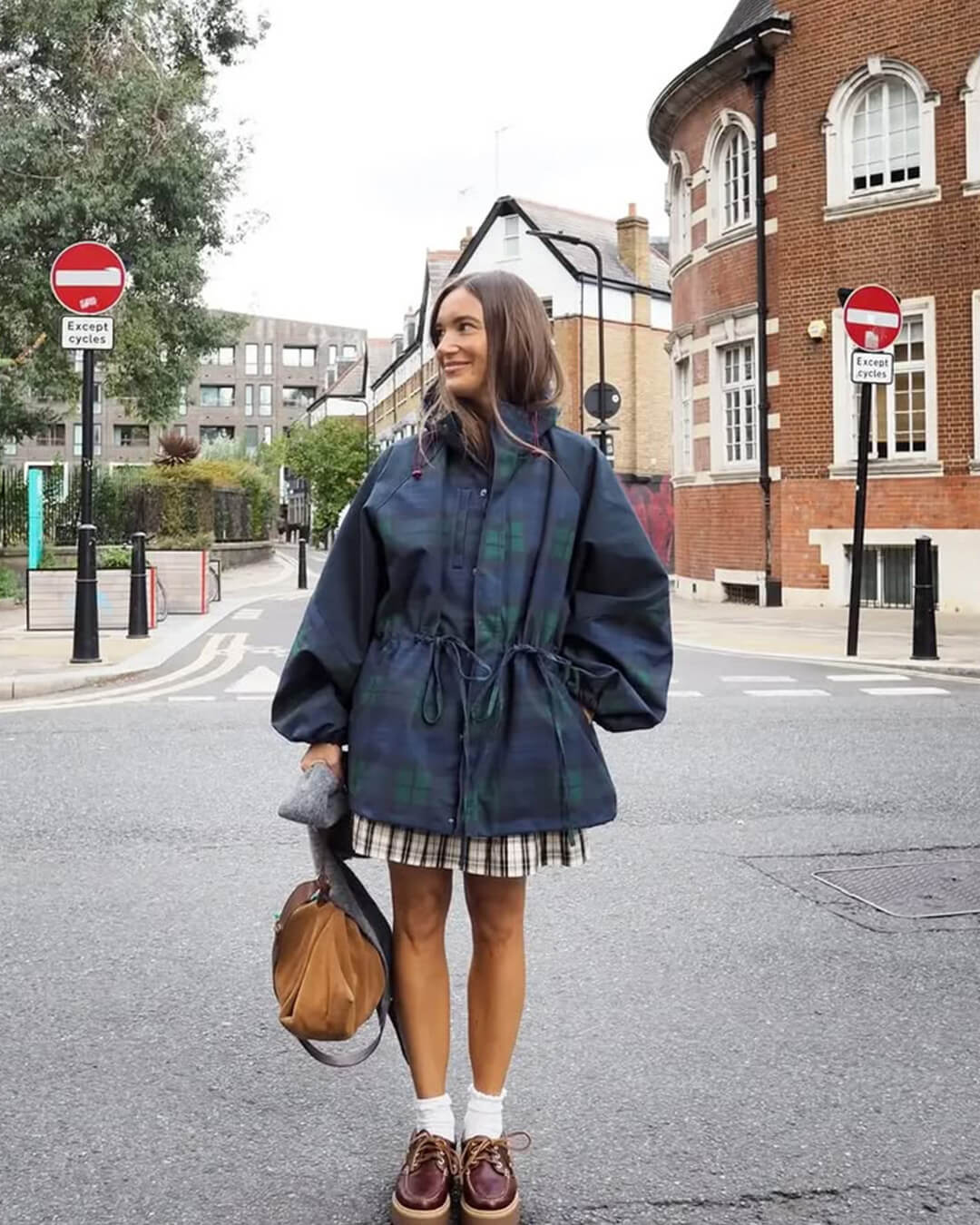 Giacca Oversize a Quadri con Lacci Linda