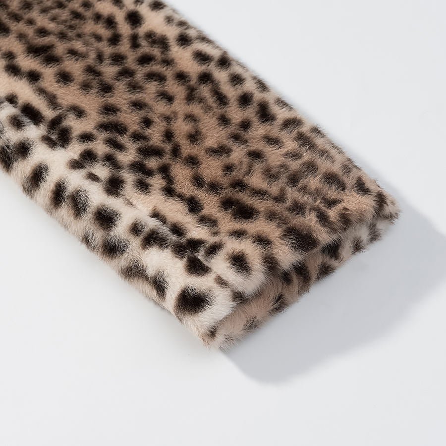 Giacca corta in eco-pelliccia leopardata Katie