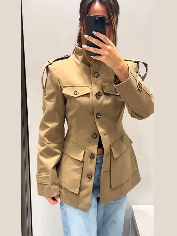 Giacca Anna con collo alto sartoriale