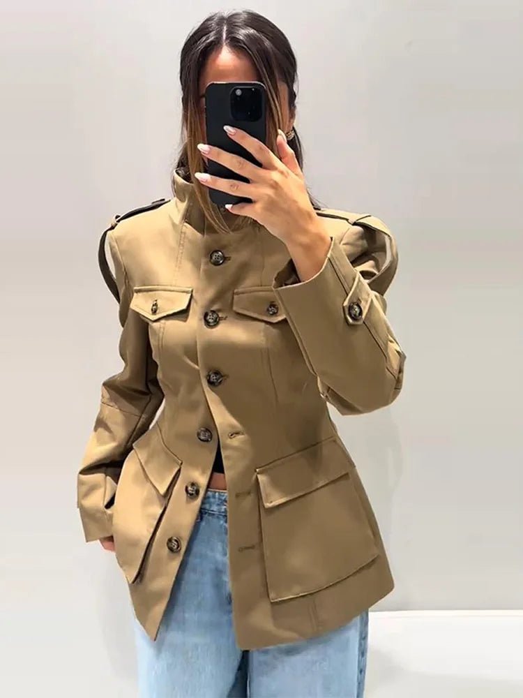 Giacca Anna con collo alto sartoriale