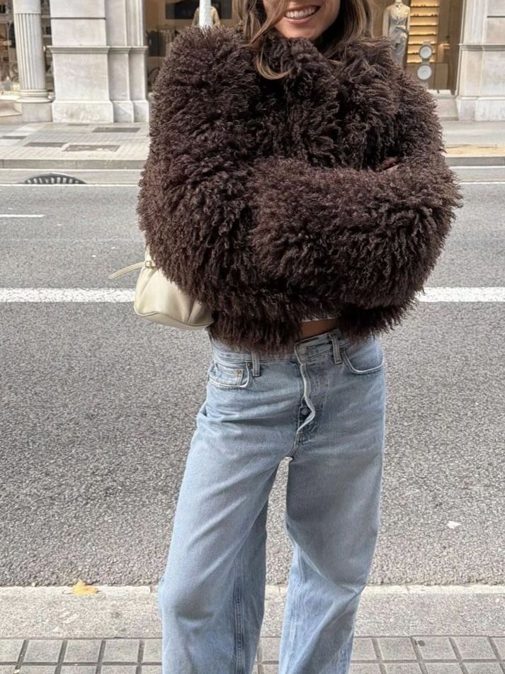 Cappotto corto in finta ecopelliccia Nadine