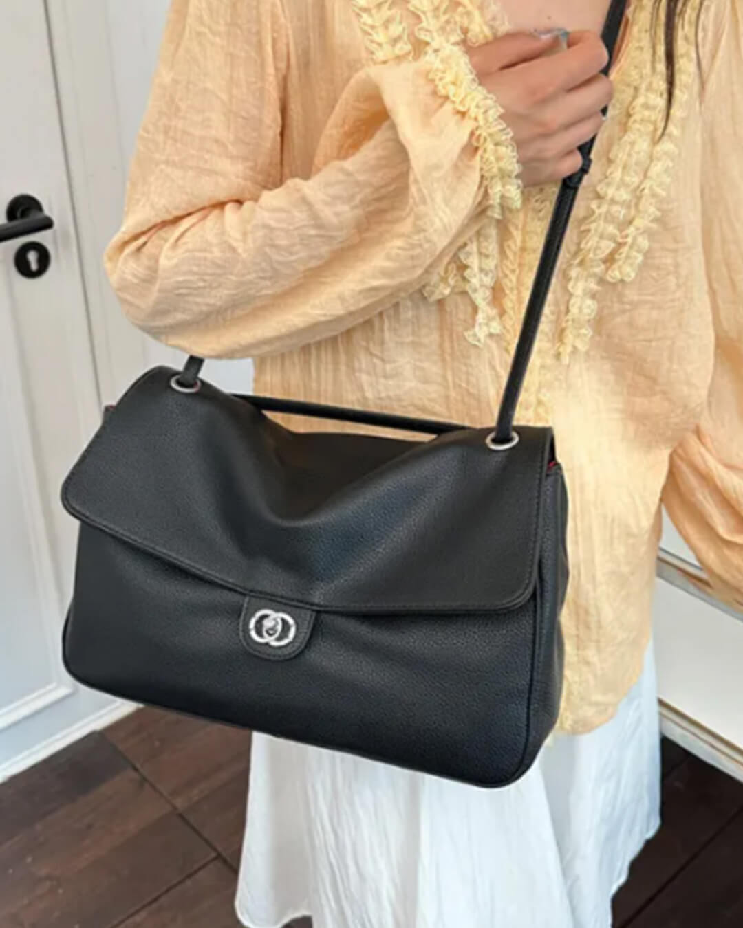 Borsa a Spalla con Fibbia Emma
