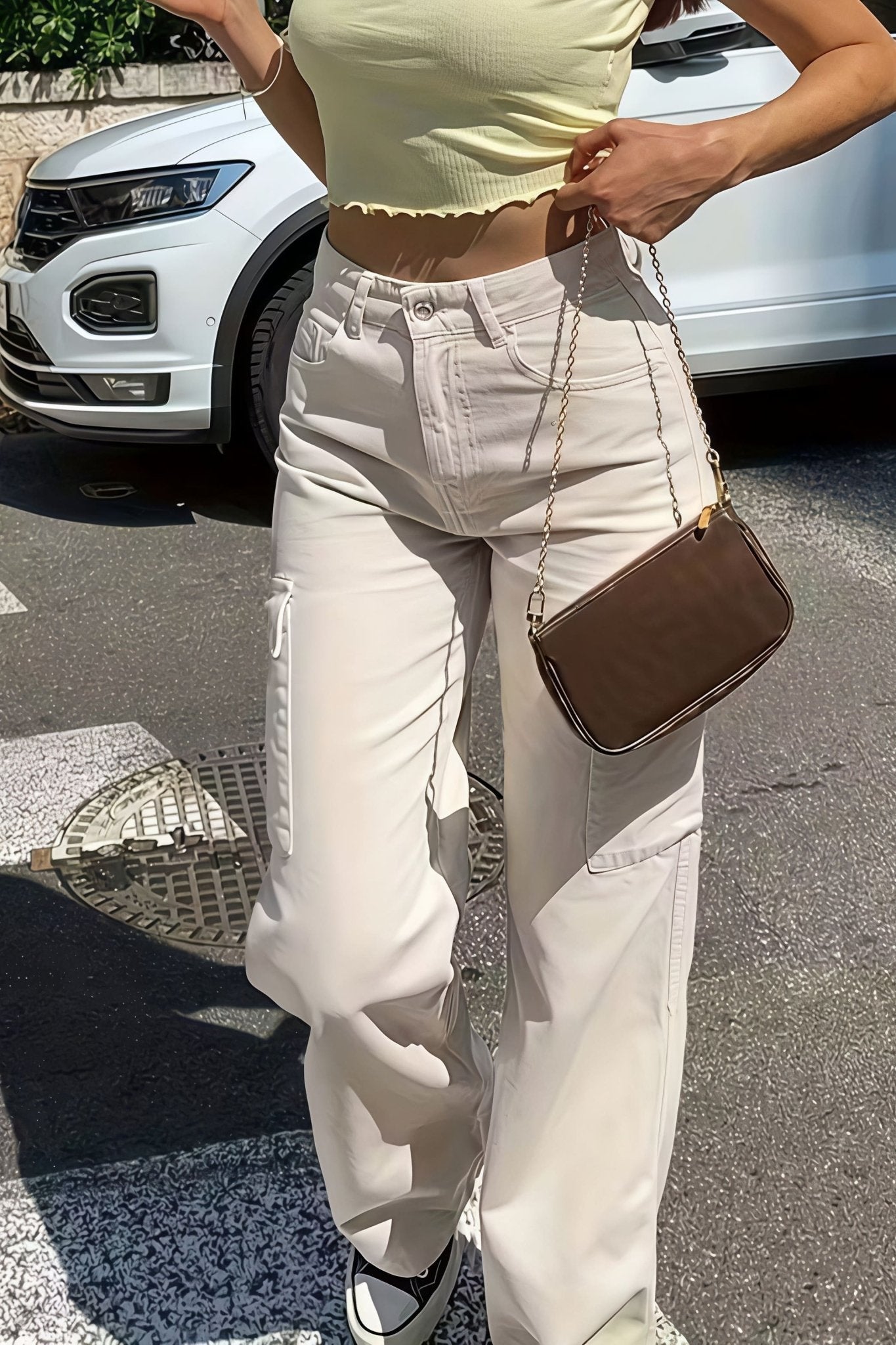 Pantaloni cargo dritti Sara con tasche