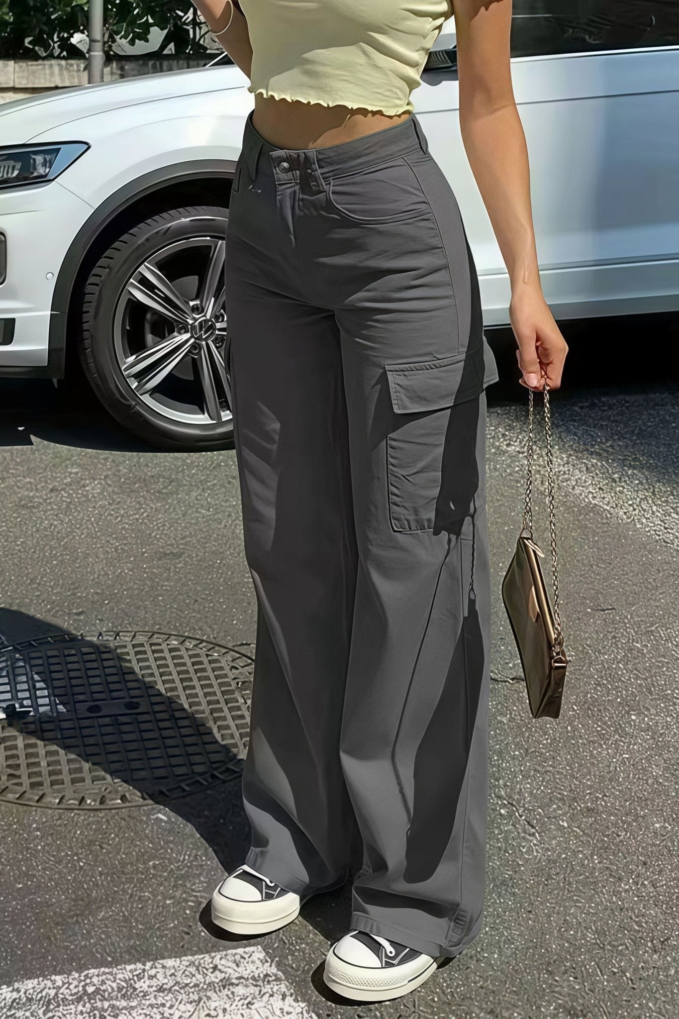 Pantaloni cargo dritti Sara con tasche