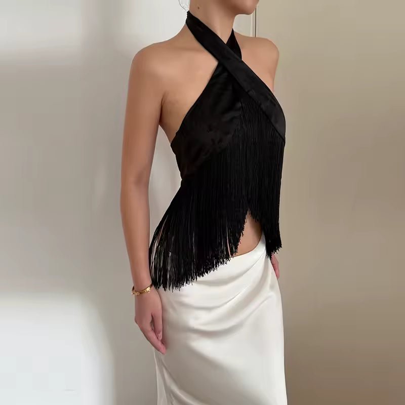Top halter Gina in satin con frange