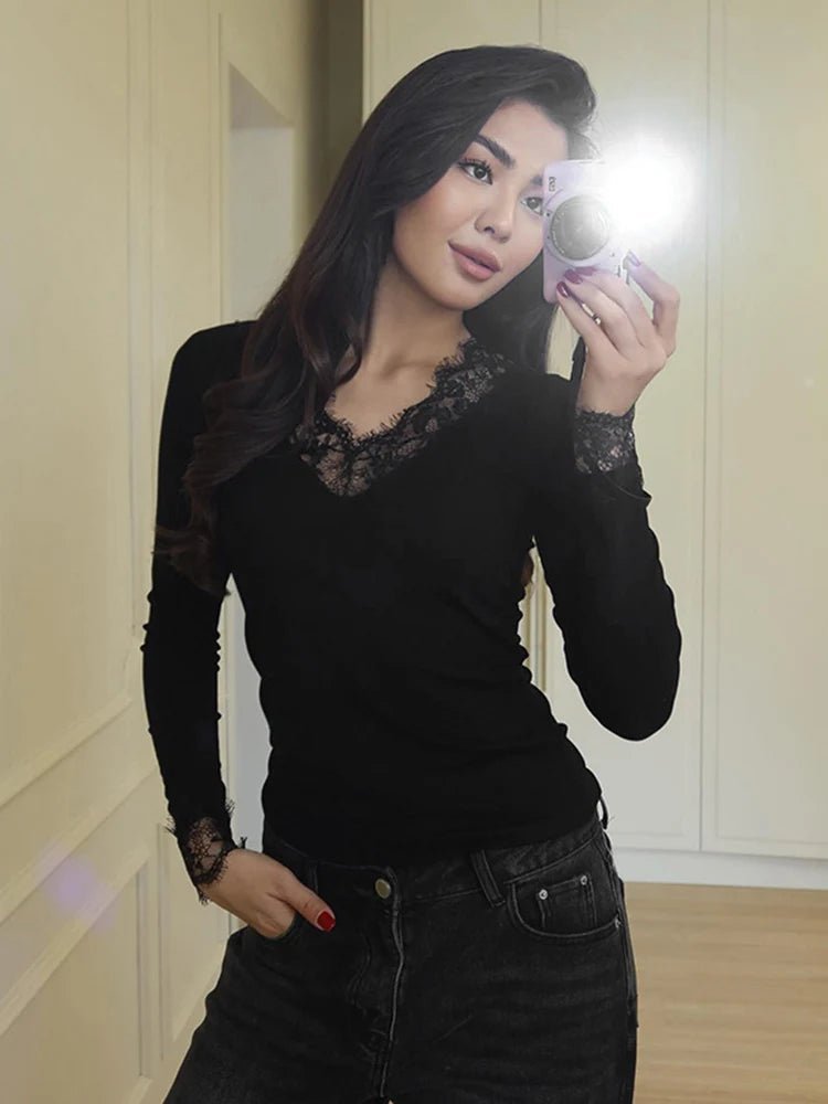 Sarah Top Casual con Scollo a V in Pizzo