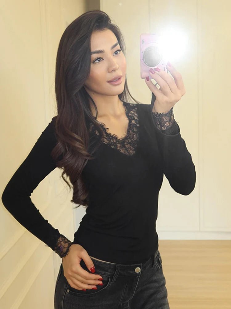 Sarah Top Casual con Scollo a V in Pizzo