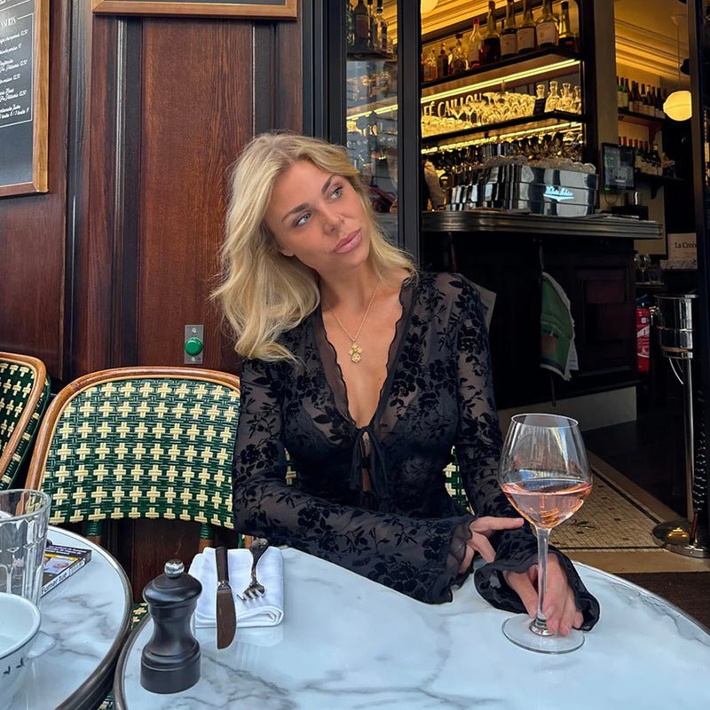 Ursa blusa in pizzo con fiocco frontale