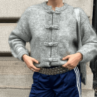 Cardigan Angela con nodi rana lavorato a maglia