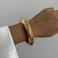 Bracciali Avenlee con Polsino Voluminoso