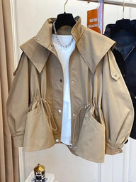 Brittany Trench Corto con Cappuccio