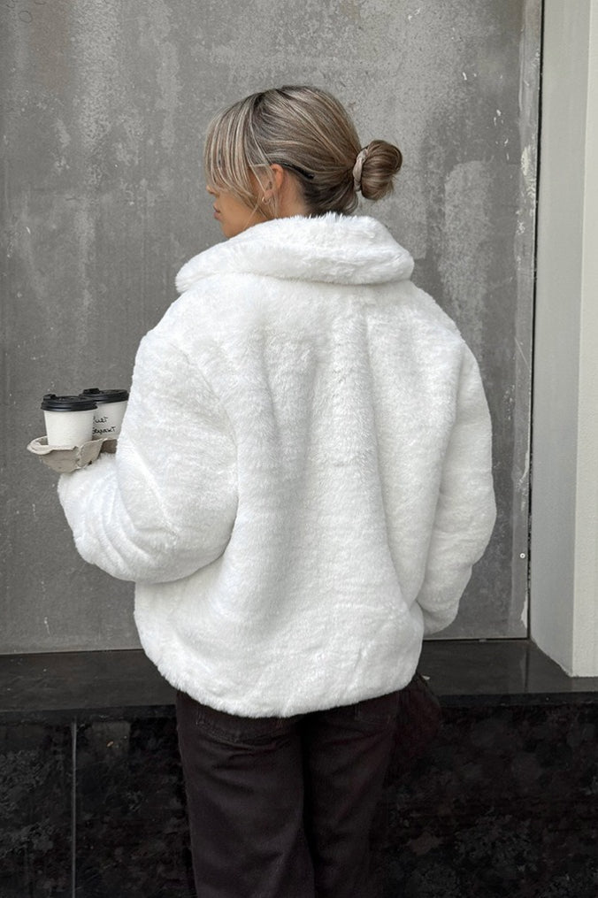 ZEYA - Catherine Short fluffly Coat