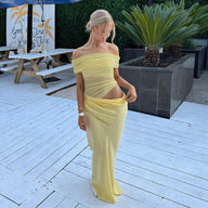 Emilia Abito Lungo in Pizzo Asimmetrico