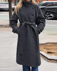 Cappotto lungo da donna con cintura e colletto alto Feline
