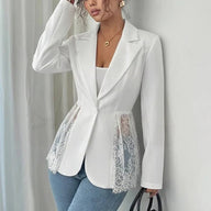 Blazer sartoriale Inga con pannello in pizzo