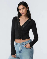 Blusa Jenna a maniche lunghe con bordo in pizzo