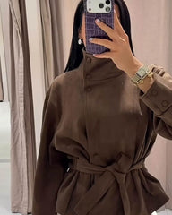 Trench Josie in eco-camoscio con collo alto