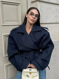 Kelly Trench Corto Crop con Cintura