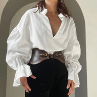 Blusa Mara con scollo a V e maniche a sbuffo