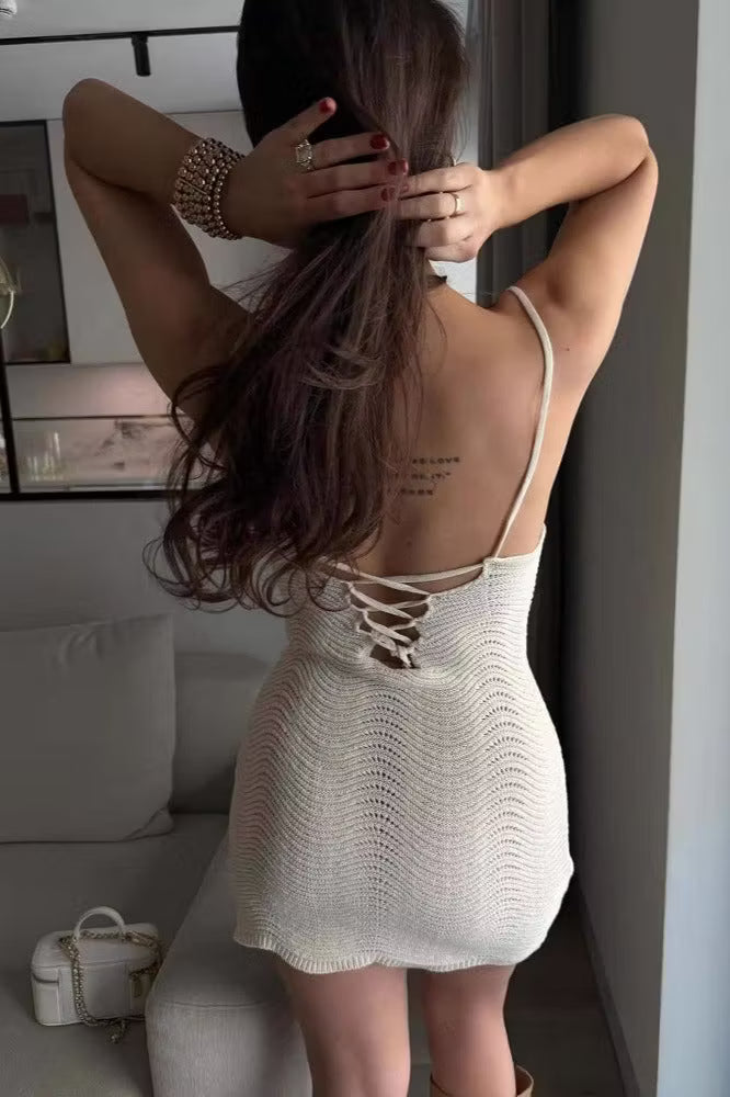 Vestito in maglia Sienna scollato dietro con laccio