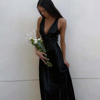 Venus Abito Maxi in Raso con Schiena Scoperta