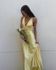 Venus Abito Maxi in Raso con Schiena Scoperta