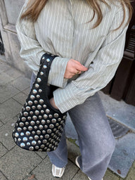 Borsa a secchiello Zinnia con borchie